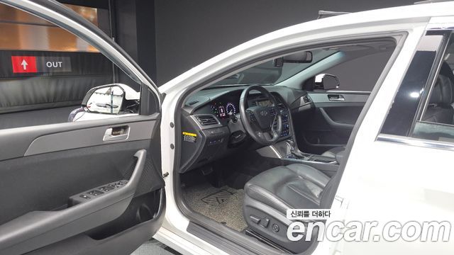 Hyundai Sonata (LF) LPI Premium Special 2015 — фото 10