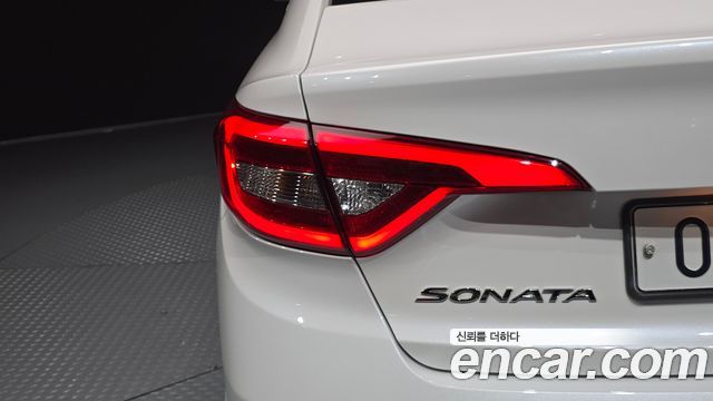 Hyundai Sonata (LF) LPI Premium Special 2015 — фото 23