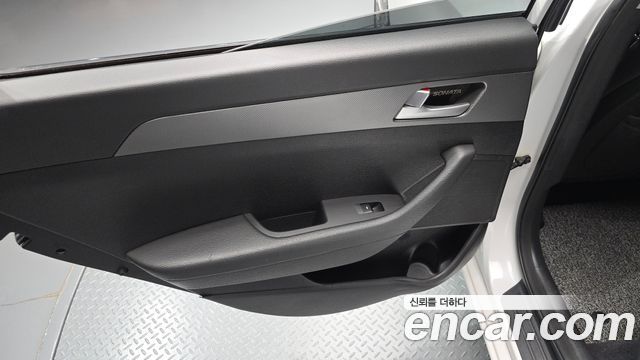 Hyundai Sonata (LF) LPI Premium Special 2015 — фото 25
