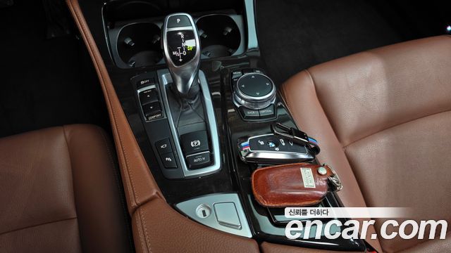 BMW 5 Series (F10) 528i M Aero Dynamic 2016 — фото 9