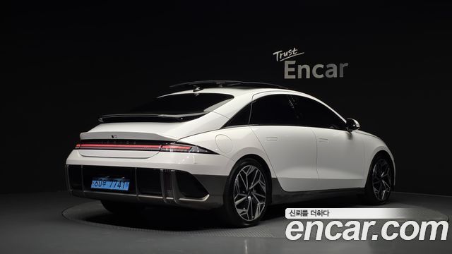 Hyundai Ioniq 6 Long Range Exclusive + 2023 — фото 2