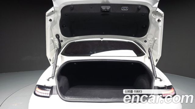 Hyundai Ioniq 6 Long Range Exclusive + 2023 — фото 24
