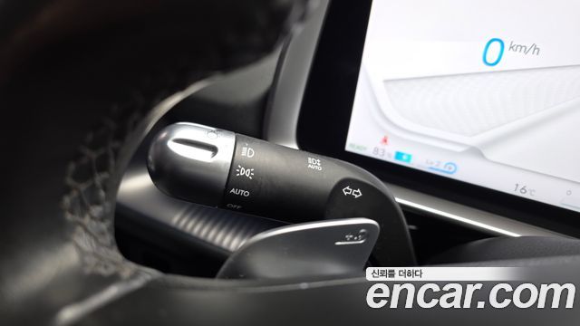 Hyundai Ioniq 6 Long Range Exclusive + 2023 — фото 39