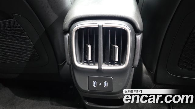 Hyundai Ioniq 6 Long Range Exclusive + 2023 — фото 42