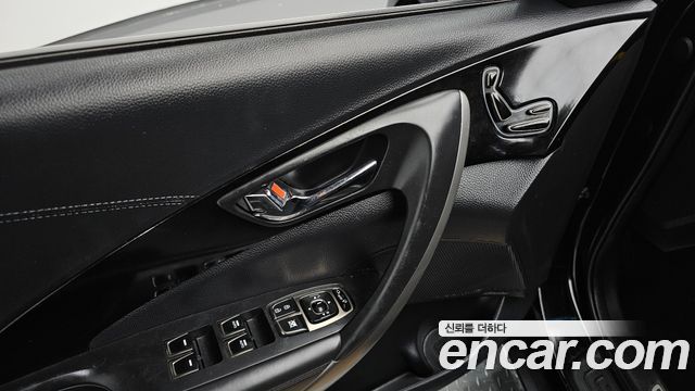 Hyundai Grandeur (HG) HG240 Luxury 2012 — фото 16