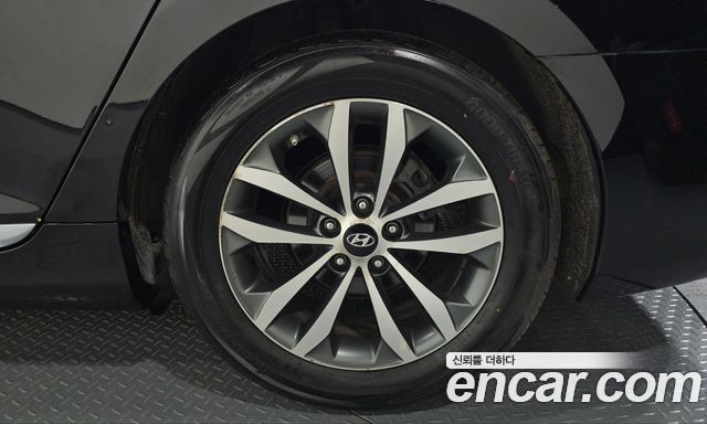 Hyundai Grandeur (HG) HG240 Luxury 2012 — фото 21