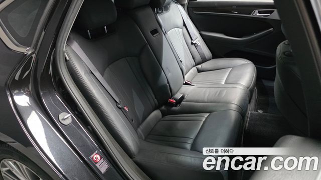 Genesis G80 3.3 GDI Luxury 2018 — фото 11