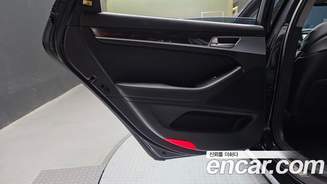 Genesis G80 3.3 GDI Luxury 2018 — фото 25