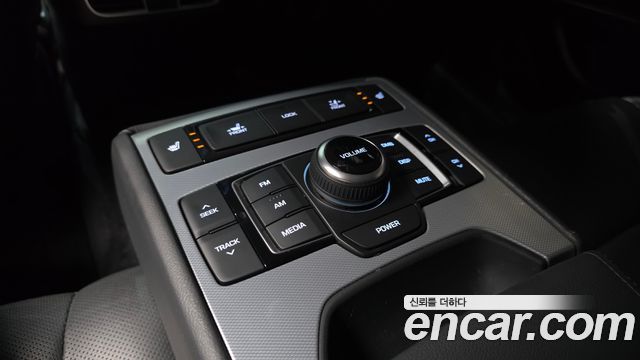 Genesis G80 3.3 GDI Luxury 2018 — фото 28
