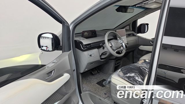 Hyundai Staria L3.5 Lounge 7-Seater Inspiration 2022 — фото 10
