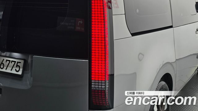 Hyundai Staria L3.5 Lounge 7-Seater Inspiration 2022 — фото 29