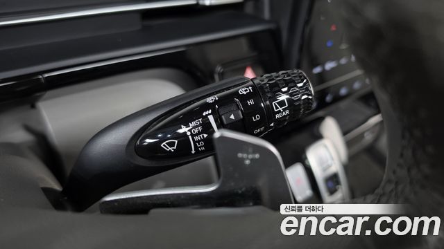 Hyundai Staria L3.5 Lounge 7-Seater Inspiration 2022 — фото 34