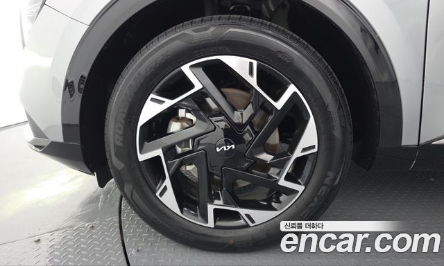 Kia Sportage (V) Gasoline 1.6 Turbo 2WD Nobleless 2024 — фото 5