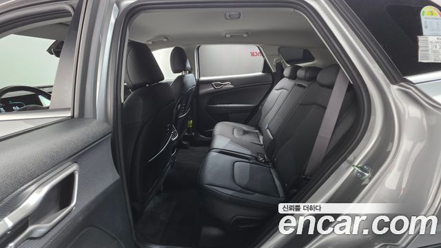 Kia Sportage (V) Gasoline 1.6 Turbo 2WD Nobleless 2024 — фото 16