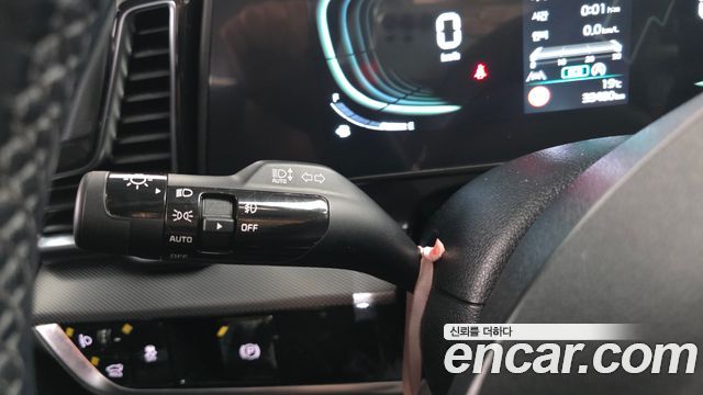 Kia Sportage (V) Gasoline 1.6 Turbo 2WD Nobleless 2024 — фото 29