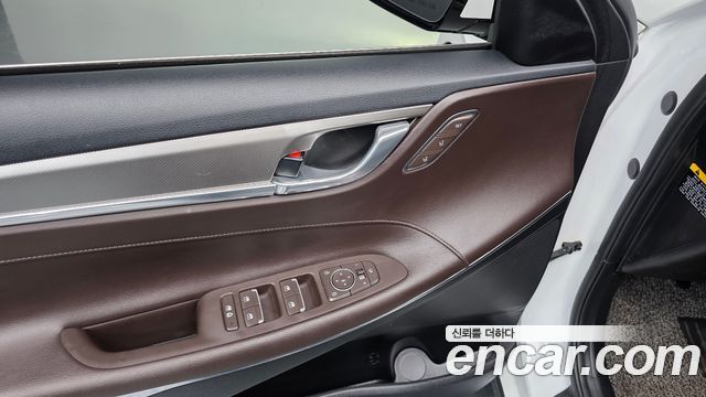 Hyundai Grandeur (IG) 3.0 LPi Exclusive 2020 — фото 27