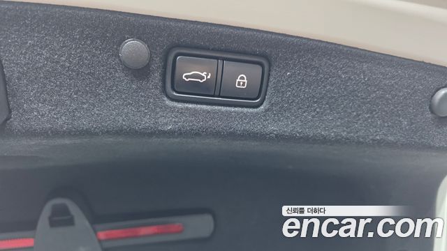 Hyundai Grandeur (IG) 3.0 LPi Exclusive 2020 — фото 33