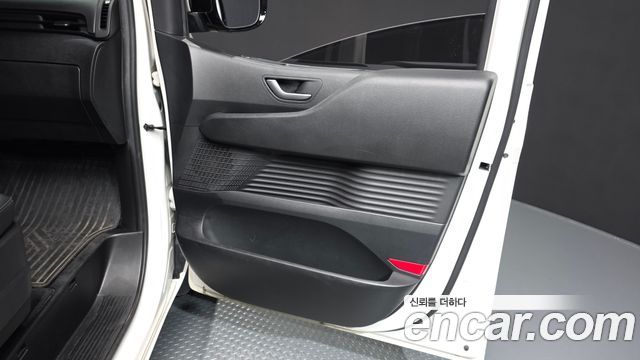 Hyundai Staria Tourer 9-Seater Modern 2022 — фото 25