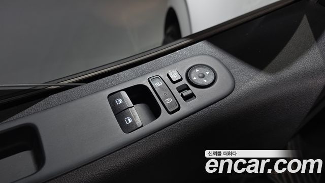 Hyundai Staria Tourer 9-Seater Modern 2022 — фото 30