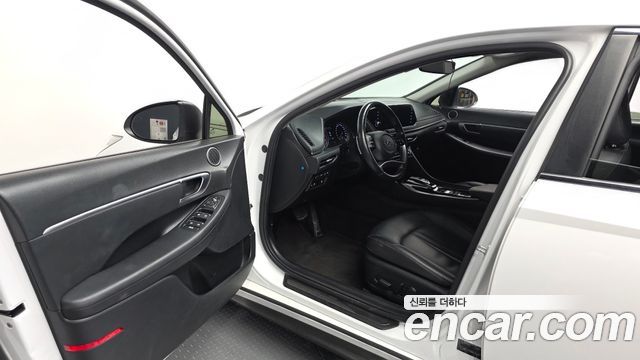 Hyundai Sonata (DN8) 2.0 Premium 2021 — фото 10