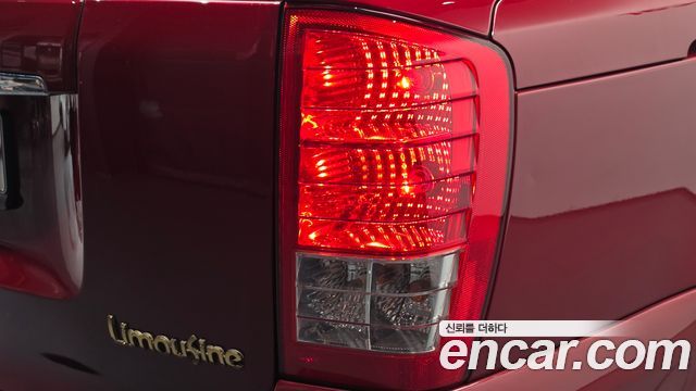 Kia Carnival R New Carnival Limousine President 2012 — фото 23