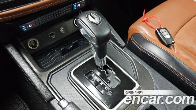 KG Mobility (SsangYong) Rexton Sports Khan Diesel 2.2 4WD Professional S (5-Link) 2019 — фото 9