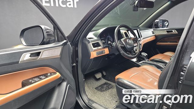KG Mobility (SsangYong) Rexton Sports Khan Diesel 2.2 4WD Professional S (5-Link) 2019 — фото 10