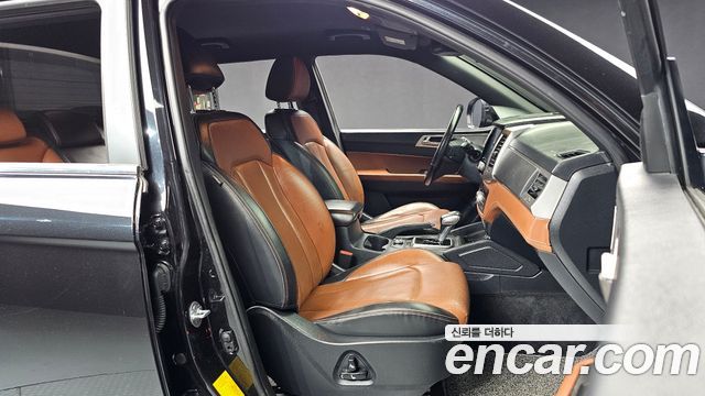 KG Mobility (SsangYong) Rexton Sports Khan Diesel 2.2 4WD Professional S (5-Link) 2019 — фото 15