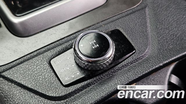 KG Mobility (SsangYong) Rexton Sports Khan Diesel 2.2 4WD Professional S (5-Link) 2019 — фото 33