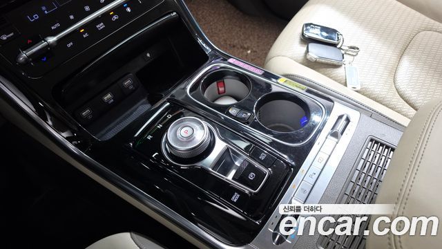 Kia Carnival (IV) Diesel 9-Seater Hi-Limousine Signature 2021 — фото 9
