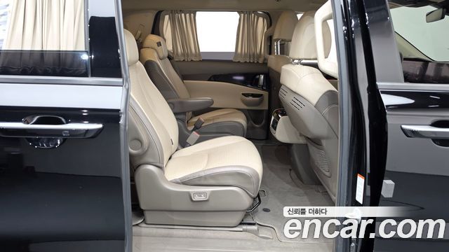 Kia Carnival (IV) Diesel 9-Seater Hi-Limousine Signature 2021 — фото 11