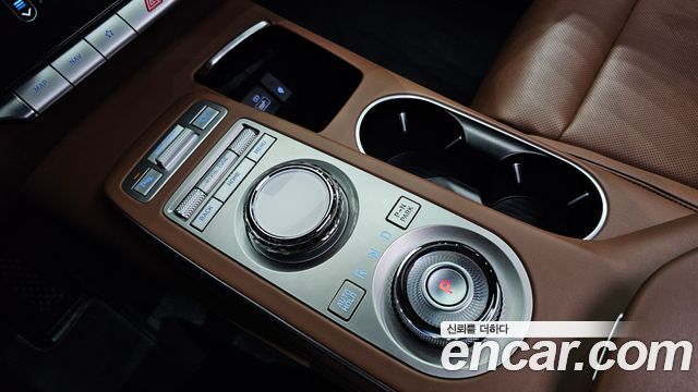 Genesis GV70 2.5T Gasoline 2WD 2023 — фото 9