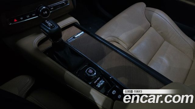 Volvo XC90 (II) T6 Inscription 2020 — фото 9