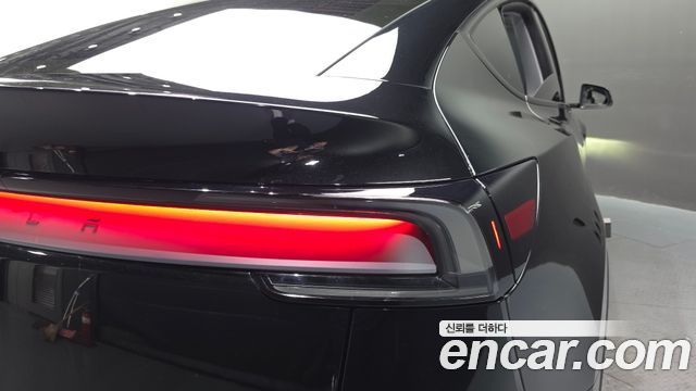 Tesla Model Y RWD 2025 — фото 29