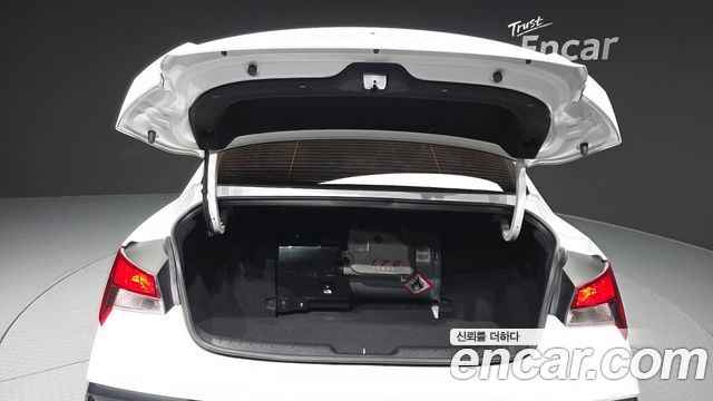 Hyundai Avante (CN7) 1.6 LPi (Rent car) Smart 2024 — фото 20
