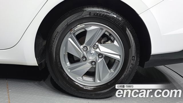 Hyundai Avante (CN7) 1.6 LPi (Rent car) Smart 2024 — фото 21