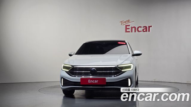 Volkswagen Jetta (VII) 1.5 TSI Prestige 2023 — фото 3