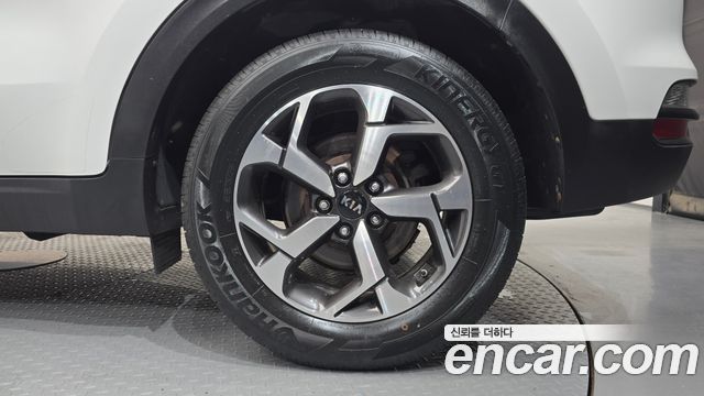 Kia Sportage The Bold Diesel 2.0 4WD Luxury 2019 — фото 21