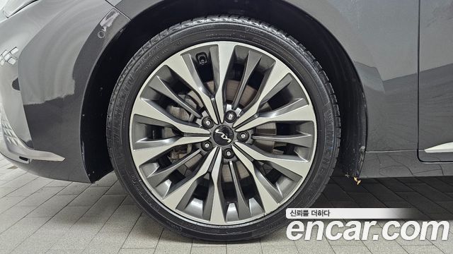 Kia K8 2.5 Gasoline 2WD Signature 2022 — фото 5
