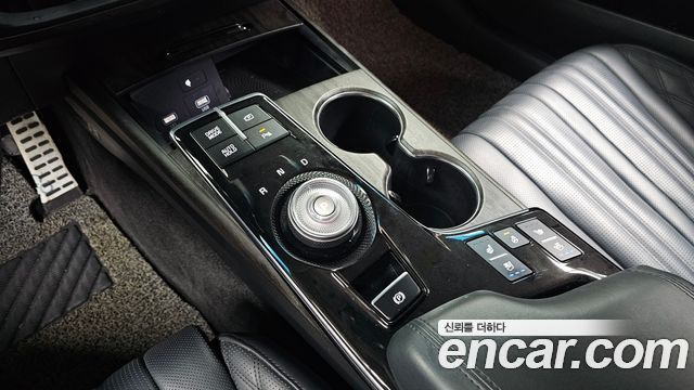 Kia K8 2.5 Gasoline 2WD Signature 2022 — фото 9
