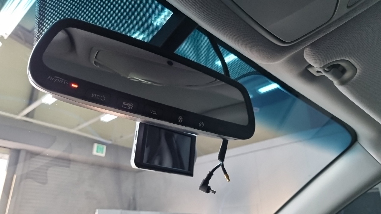 Hyundai Santa Fe (DM) Diesel(e-VGT) 2.0 2WD Premium 2013 — фото 19