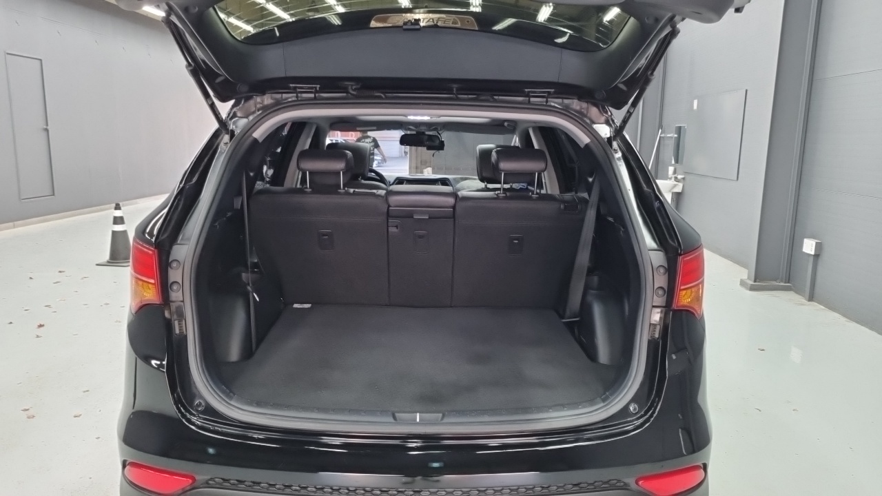 Hyundai Santa Fe (DM) Diesel(e-VGT) 2.0 2WD Premium 2013 — фото 22