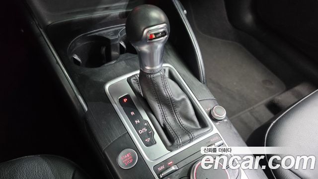 Audi A3 25 TDI Dynamic 8V 2015 — фото 9