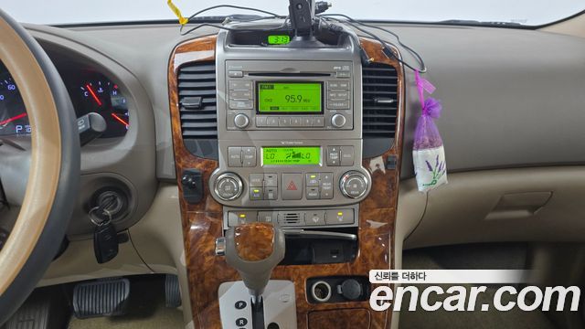 Kia Carnival R Grand Carnival HI Limousine GLX Premium 2014 — фото 13