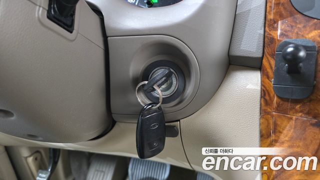Kia Carnival R Grand Carnival HI Limousine GLX Premium 2014 — фото 18