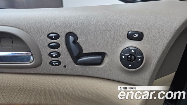 Kia Carnival R Grand Carnival HI Limousine GLX Premium 2014 — фото 29
