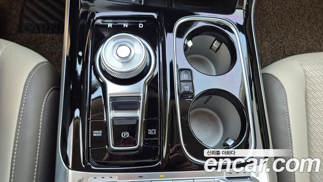 Kia Carnival (IV) Gasoline 7-seater Limousine(Special vehicle) 2021 — фото 13
