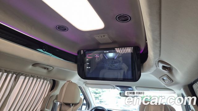 Kia Carnival (IV) Gasoline 7-seater Limousine(Special vehicle) 2021 — фото 15