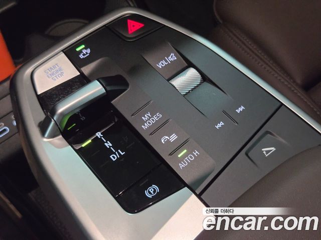 BMW 2 Series Active Tourer (U06) 220i Luxury 2025 — фото 15