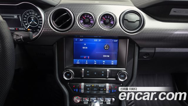 Ford Mustang GT Coupe 2022 — фото 13